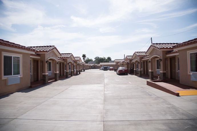 Imagen general del Hotel Diamond Bell Inn and Suites. Foto 1
