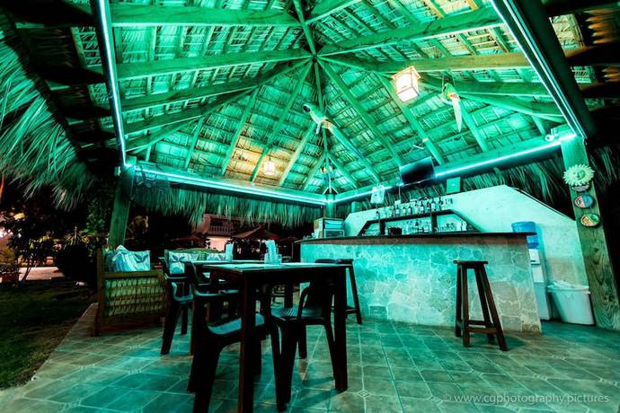 Imagen del bar/restaurante del Hotel Diamond Cabarete. Foto 2
