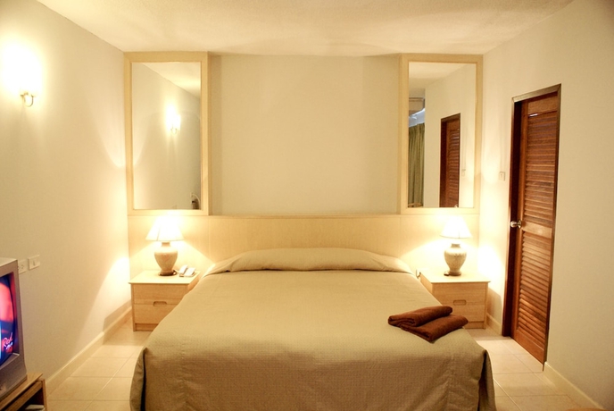 Imagen de la habitación del Hotel Diamond City Place. Foto 6
