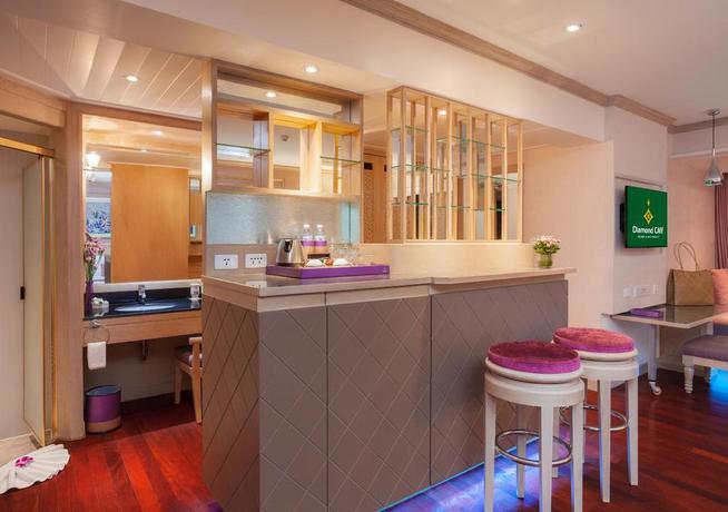 Imagen de los interiores del Hotel Diamond Cliff Resort and Spa. Foto 14