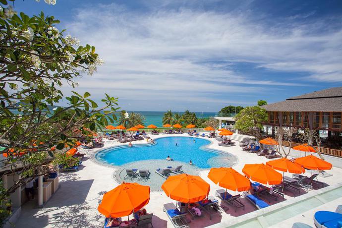 Imagen de la piscina del Hotel Diamond Cliff Resort and Spa. Foto 19