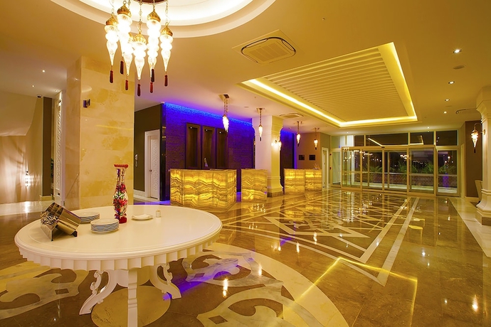 Imagen de los interiores del Hotel Diamond Elite and Spa - Adults Only. Foto 8