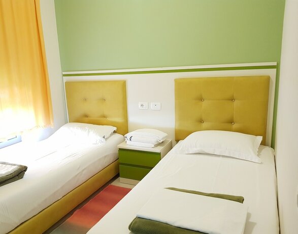 Imagen general del Hotel Diamond Hill, Vlore. Foto 7
