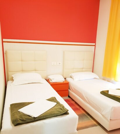 Imagen general del Hotel Diamond Hill, Vlore. Foto 12