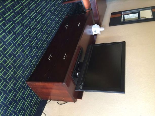 Imagen de la habitación del Hotel Diamond Inn And Suites. Foto 5