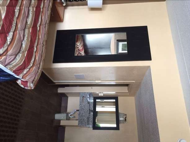 Imagen de la habitación del Hotel Diamond Inn And Suites. Foto 9