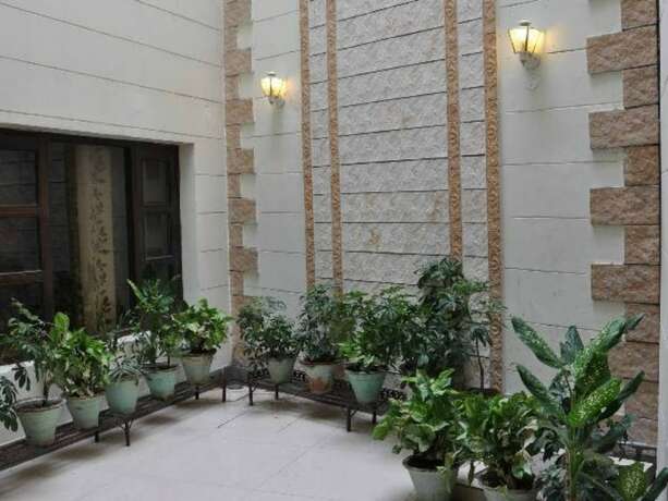 Imagen de los interiores del Hotel Diamond Inn, Chandigarh. Foto 7