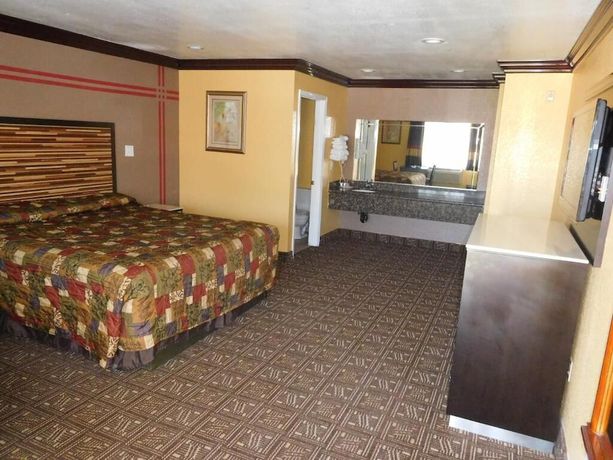 Imagen de la habitación del Hotel Diamond Inn, Inglewood. Foto 16