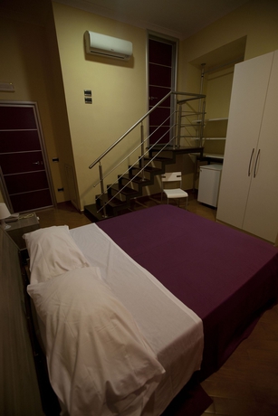 Imagen de la habitación del Hotel Diamond, N&aacute;poles. Foto 8