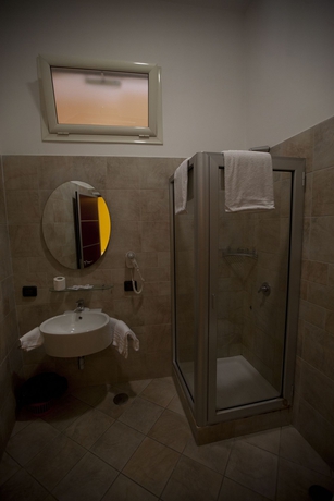 Imagen de la habitación del Hotel Diamond, N&aacute;poles. Foto 12