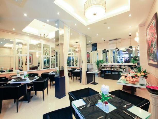 Imagen del bar/restaurante del Hotel Diamond Nostalgia Spa. Foto 4