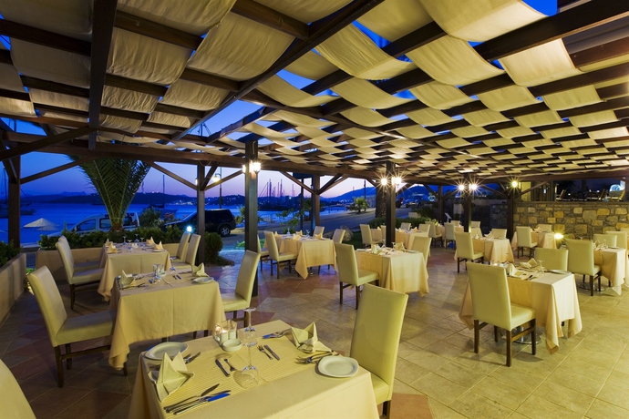 Imagen del bar/restaurante del Hotel Diamond Of Bodrum. Foto 7