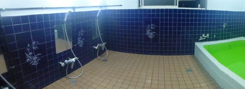 Imagen de la piscina del Hotel Diamond, Osaka. Foto 7