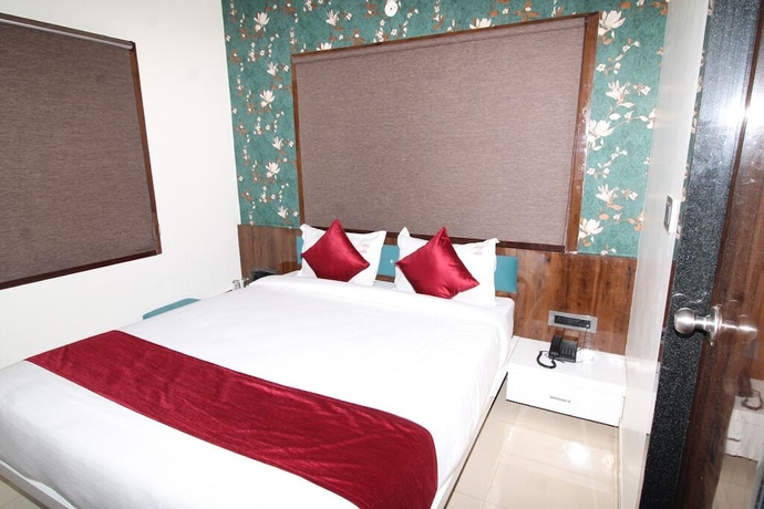 Imagen de la habitación del Hotel Diamond Palace, Bhopal. Foto 5