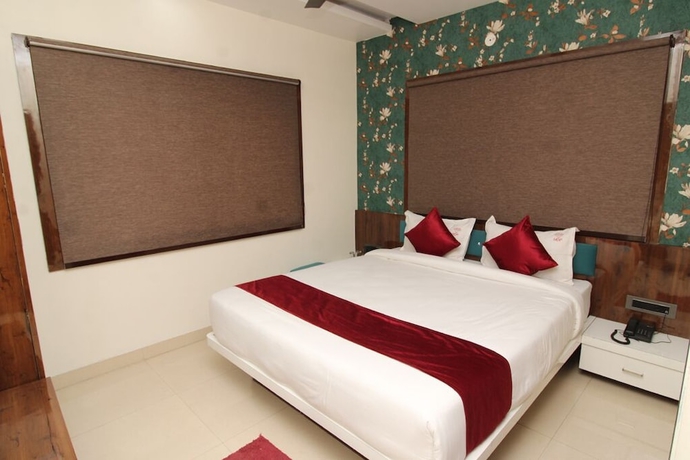 Imagen de la habitación del Hotel Diamond Palace, Bhopal. Foto 10