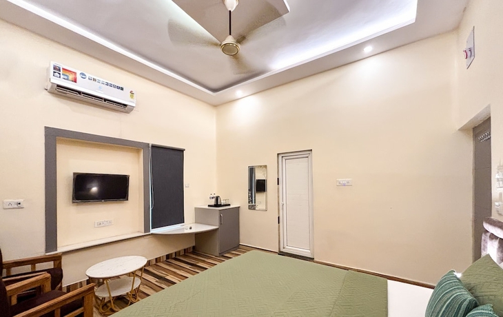 Imagen de la habitación del Hotel Diamond Palace, Varanasi. Foto 4