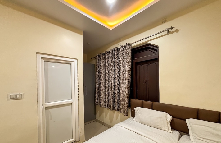 Imagen de la habitación del Hotel Diamond Palace, Varanasi. Foto 9