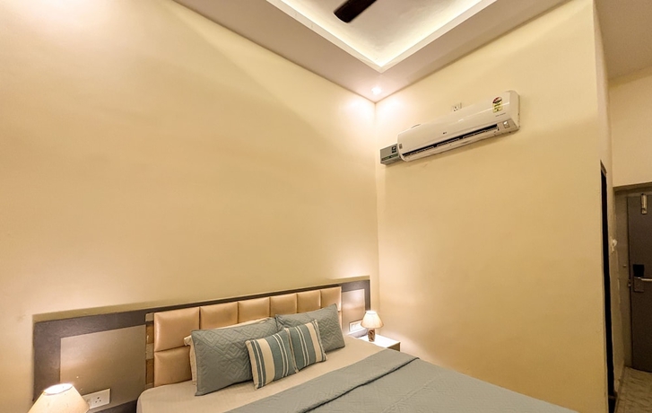 Imagen de la habitación del Hotel Diamond Palace, Varanasi. Foto 11