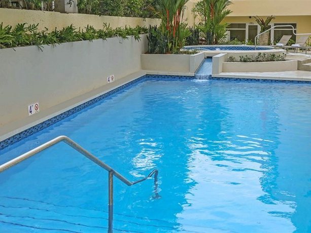 Imagen de la piscina del Hotel Diamond Palace and Casino. Foto 15