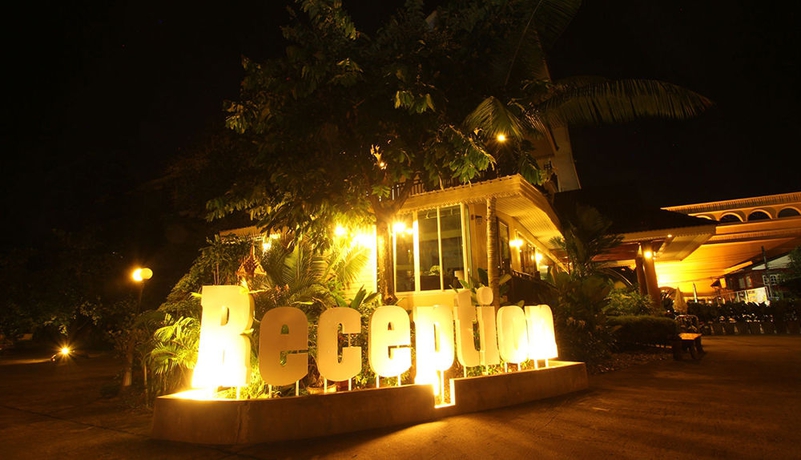 Imagen de los exteriores del Hotel Diamond Park Inn Chiang Rai Resort. Foto 11