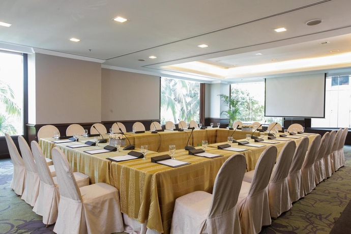 Imagen de los interiores del Hotel Diamond Philippines. Foto 10