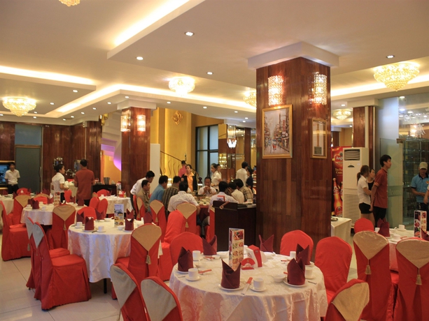 Imagen del bar/restaurante del Hotel Diamond, Phnom Penh. Foto 5