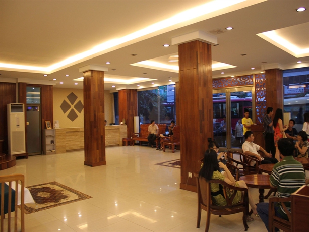 Imagen de los interiores del Hotel Diamond, Phnom Penh. Foto 16