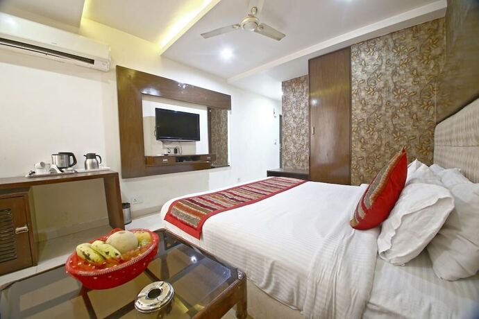 Imagen general del Hotel Diamond Plaza, Chandigarh. Foto 1