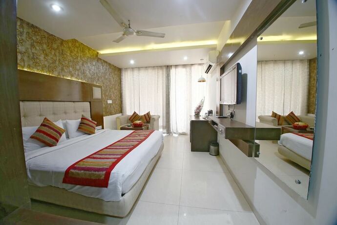 Imagen general del Hotel Diamond Plaza, Chandigarh. Foto 3