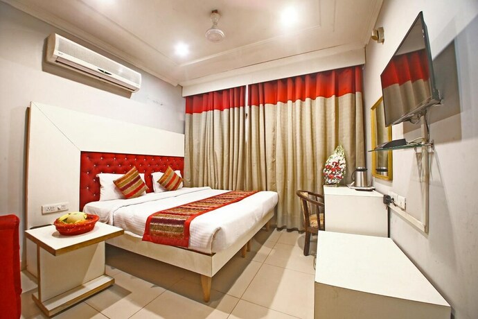 Imagen de la habitación del Hotel Diamond Plaza, Chandigarh. Foto 27