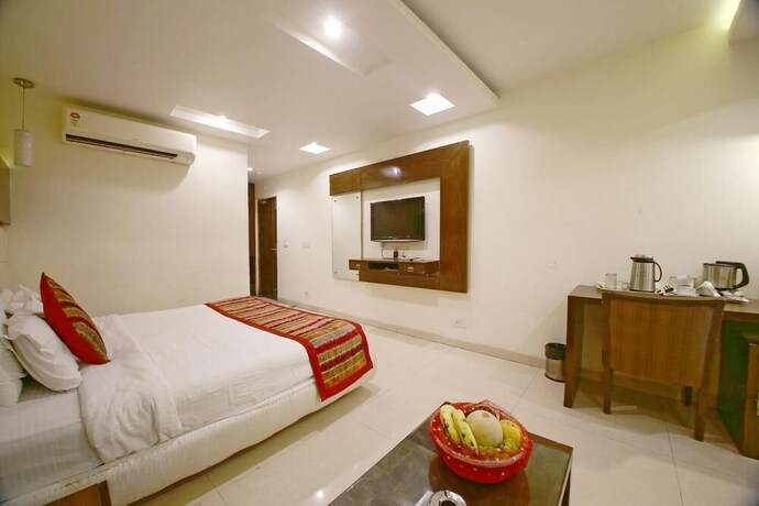 Imagen de la habitación del Hotel Diamond Plaza, Chandigarh. Foto 32