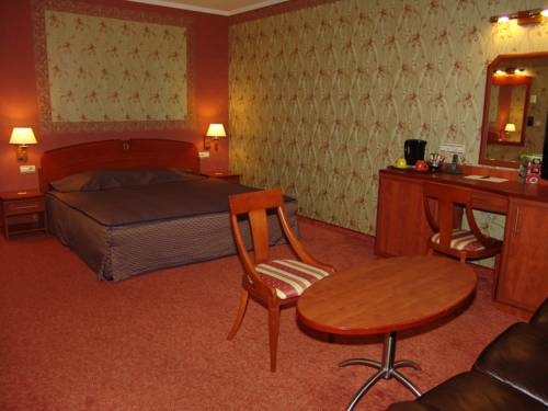 Imagen de la habitación del Hotel Diamond Plaza. Foto 28