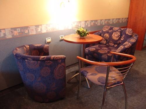 Imagen de la habitación del Hotel Diamond Plaza. Foto 32