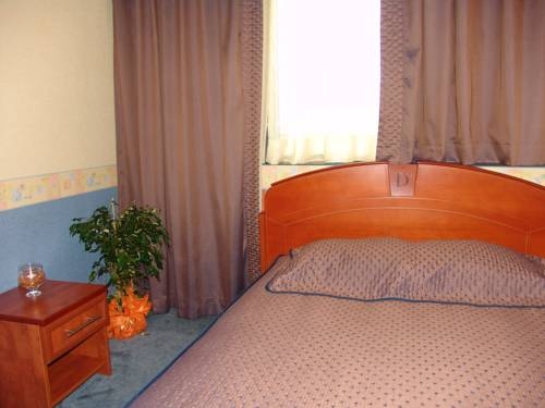 Imagen de la habitación del Hotel Diamond Plaza. Foto 33