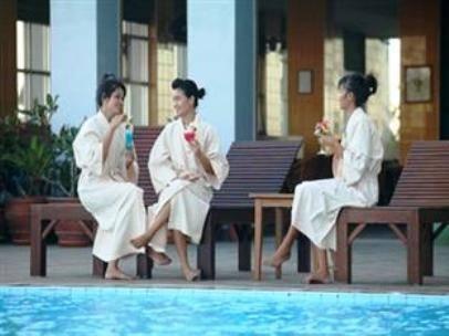 Imagen general del Hotel Diamond Plaza Suratthani. Foto 7