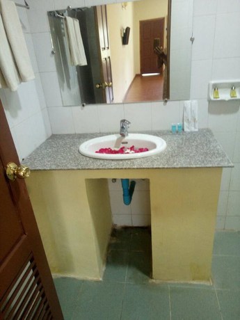 Imagen de la habitación del Hotel Diamond Popa. Foto 18