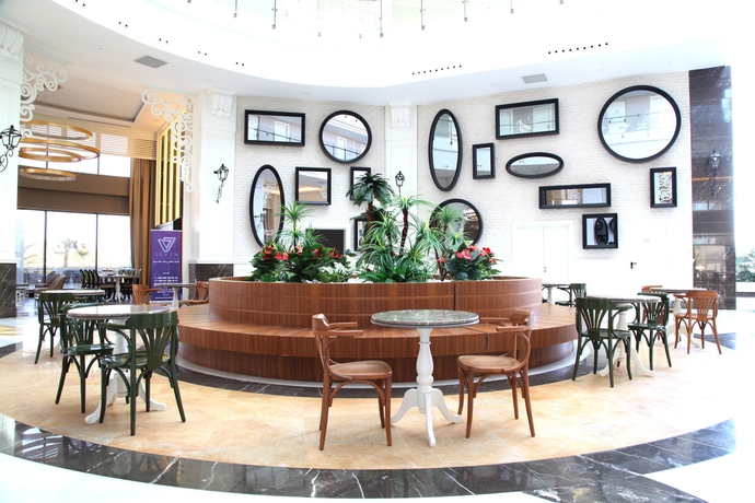 Imagen de los interiores del Hotel Diamond Premium and Spa. Foto 15