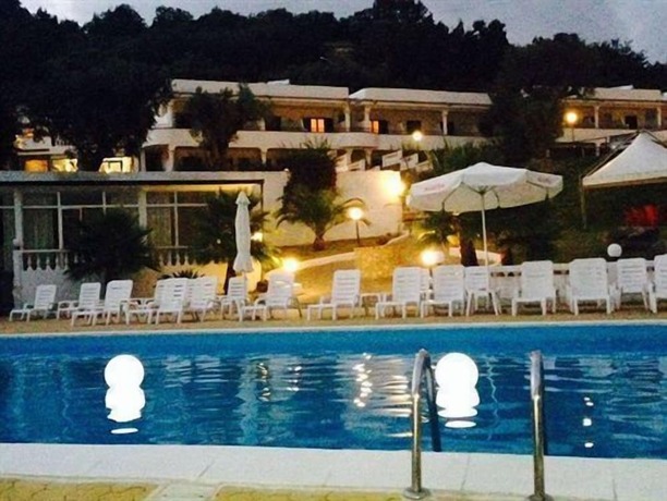 Imagen general del Hotel Diamond Residence, Diamante. Foto 11