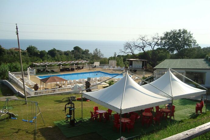Imagen general del Hotel Diamond Residence, Diamante. Foto 12