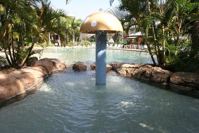 Imagen de la piscina del Hotel Diamond Sands Resort. Foto 12
