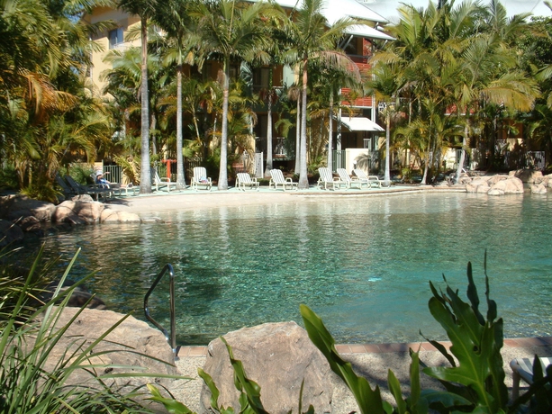 Imagen de la piscina del Hotel Diamond Sands Resort. Foto 13