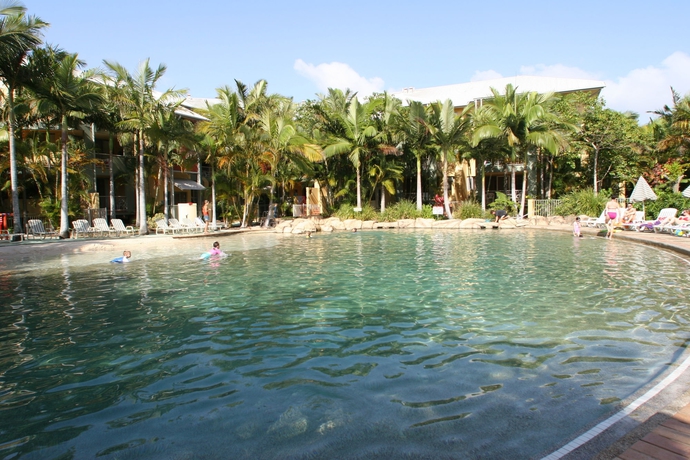 Imagen de la piscina del Hotel Diamond Sands Resort. Foto 14