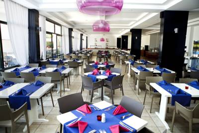 Imagen del bar/restaurante del Hotel Diamond Sea, Colakli. Foto 4