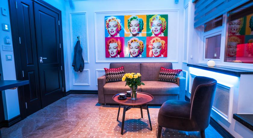 Imagen de los interiores del Hotel Diamond Suites By Reykjavik Keflavik Airport. Foto 11