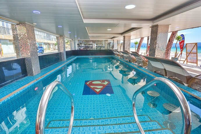 Imagen general del Hotel Diamond Water Edge Resort. Foto 4