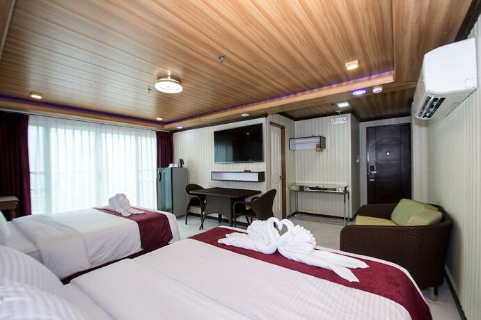 Imagen de la habitación del Hotel Diamond Water Edge Resort. Foto 16