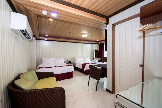 Imagen de la habitación del Hotel Diamond Water Edge Resort. Foto 19