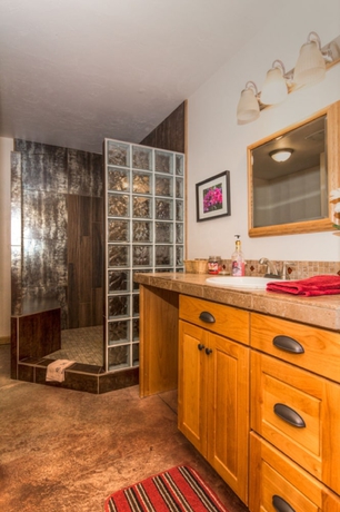 Imagen de la habitación del Hotel DiamondStone Guest Lodges. Foto 5
