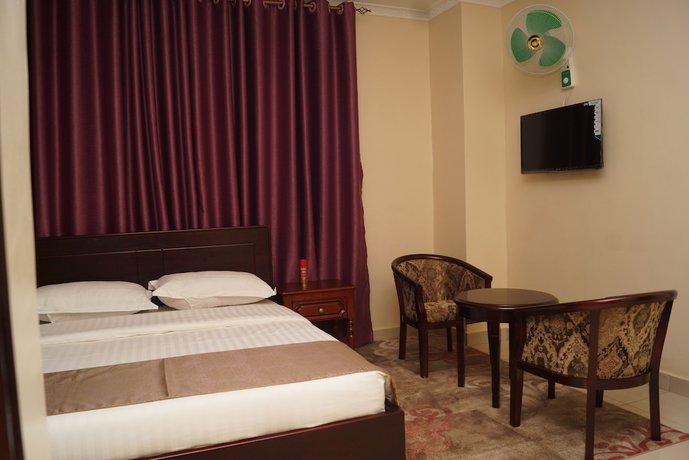 Imagen de la habitación del Hotel Diamonds. Foto 16