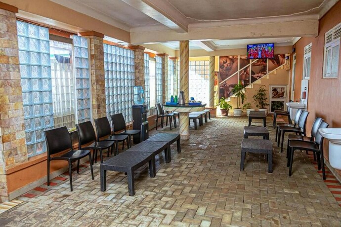 Imagen general del Hotel Diamonds Lounge. Foto 15